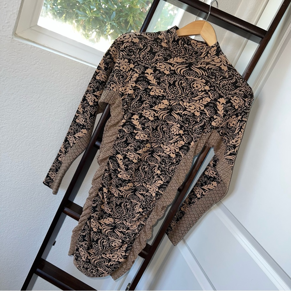 •NEW• ZARA Jacquard Dress